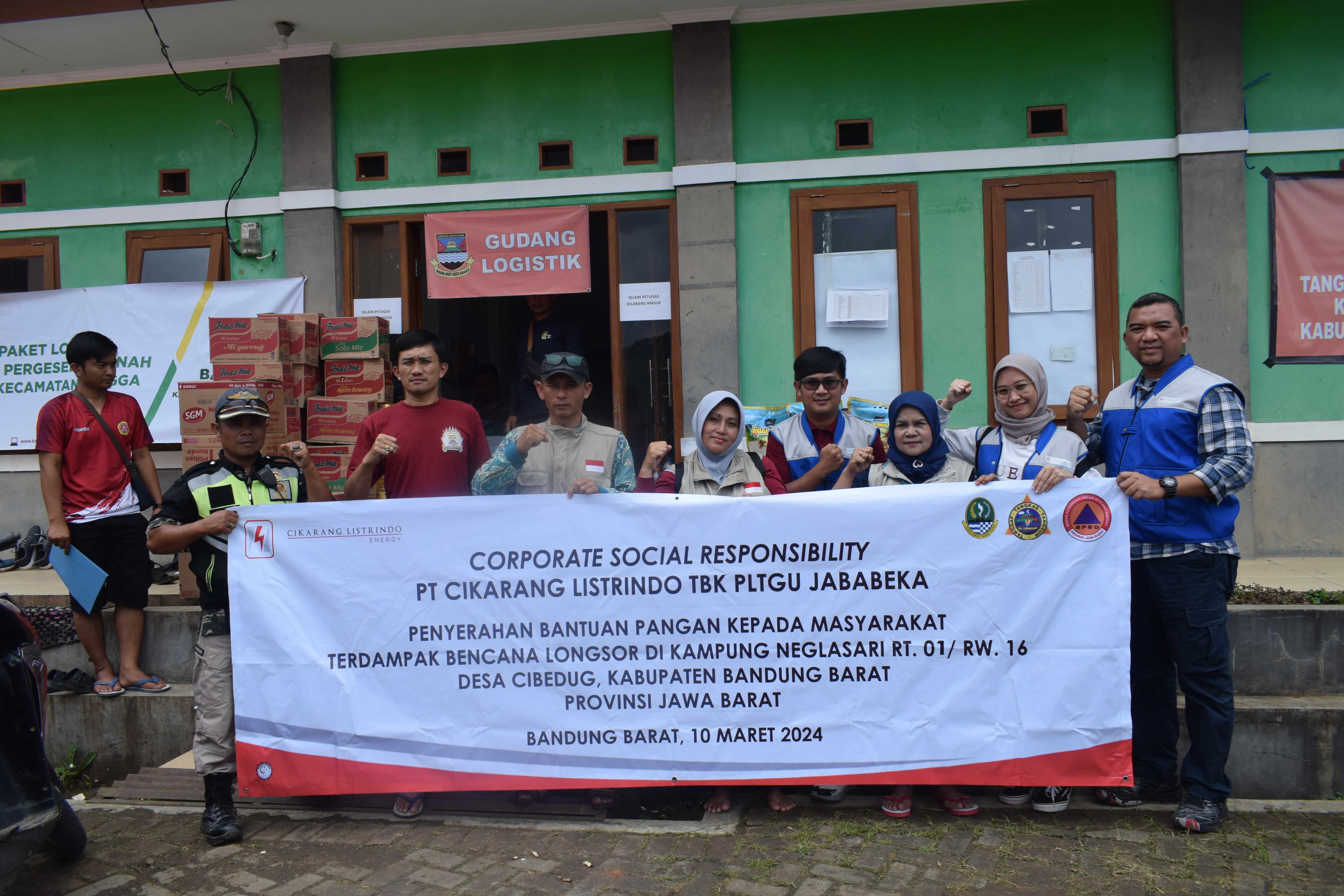 Program Tanggap Bencana - Bantuan Pangan untuk Korban Terdampak Tanah Longsor di Bandung Barat